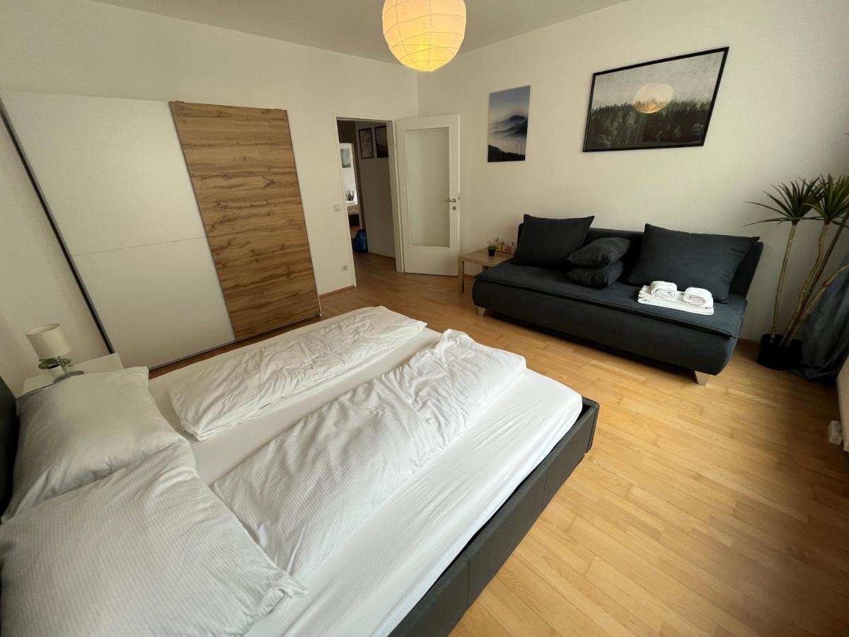 Cool Schonbrunn Apt 2Br Apartamento Viena Exterior foto